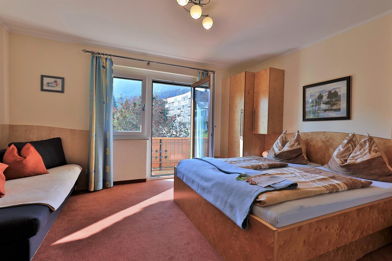 Hotel Garni Zerza Tröpolach Exteriör bild