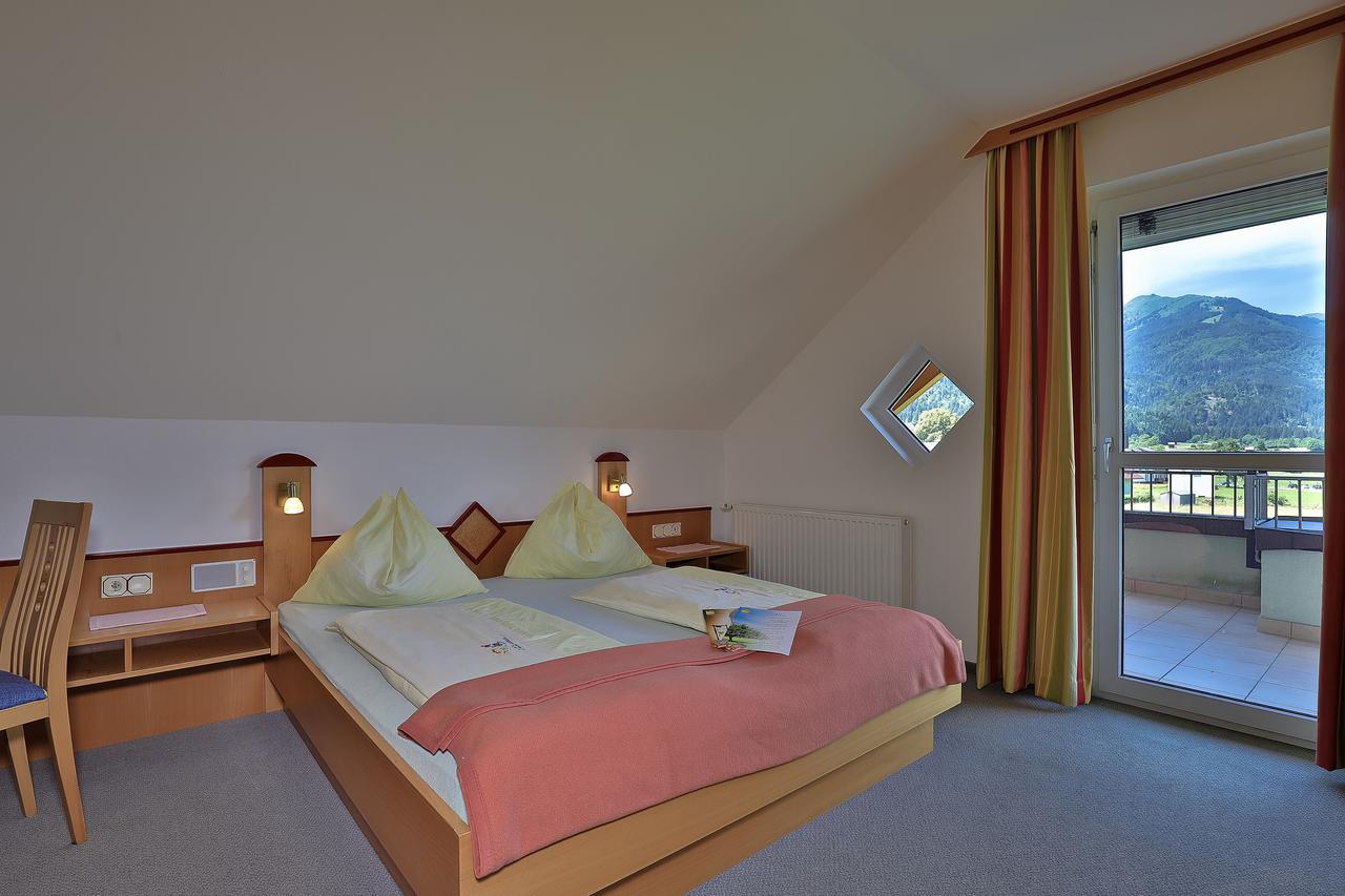 Hotel Garni Zerza Tröpolach Exteriör bild
